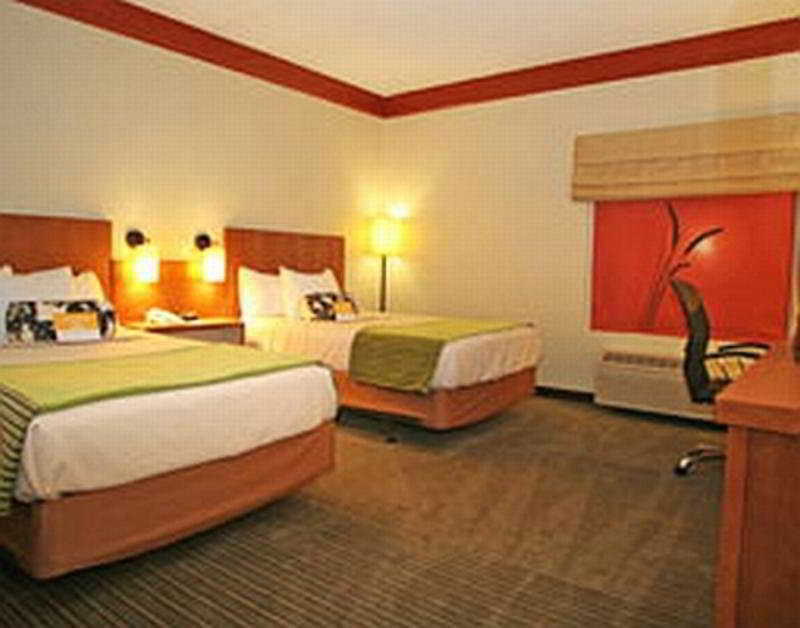 La Quinta By Wyndham Dallas Plano West Zewnętrze zdjęcie